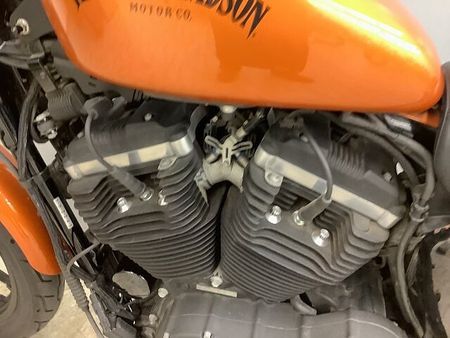 ハーレーダビッドソン XL883N SPORTSTER IRON XL883N スポーツスター アイアン 二人乗り仕様・純正オプションセキュリティ装備!! 36