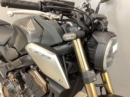 ホンダ CB650R CB650R ワンオーナー・フェンダーレス仕様・カーボン調エンジンカバー・USB装備 15