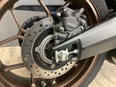 ホンダ CB650R CB650R ワンオーナー・フェンダーレス仕様・カーボン調エンジンカバー・USB装備 27