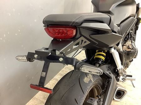 ホンダ CB650R CB650R ワンオーナー・フェンダーレス仕様・カーボン調エンジンカバー・USB装備 28