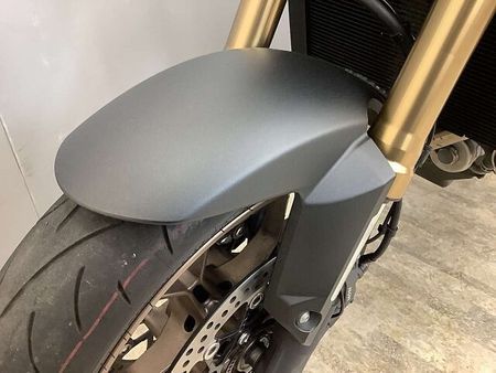 ホンダ CB650R CB650R ワンオーナー・フェンダーレス仕様・カーボン調エンジンカバー・USB装備 40