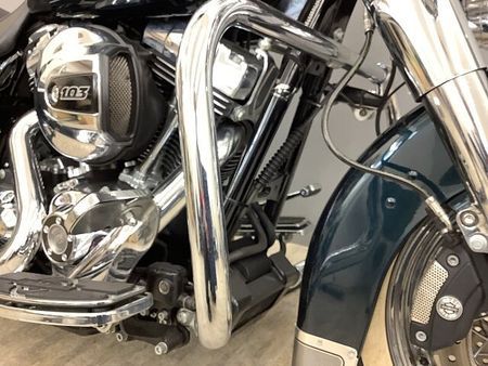 ハーレーダビッドソン FLHRC-I Touring Road King Classic FLHRC1690 ロードキングクラシック 新品タイヤサービス♪ ワンオーナー・バンス&ハ 17