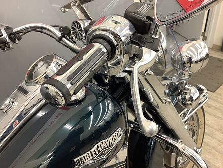 ハーレーダビッドソン FLHRC-I Touring Road King Classic FLHRC1690 ロードキングクラシック 新品タイヤサービス♪ ワンオーナー・バンス&ハ 28
