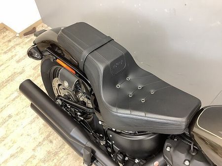 ハーレーダビッドソン FXBB SOFTAIL STREETBOB FXBB1750 ストリートボブ 純正オプションシート・グリップ・ステップペグ装備!! 12