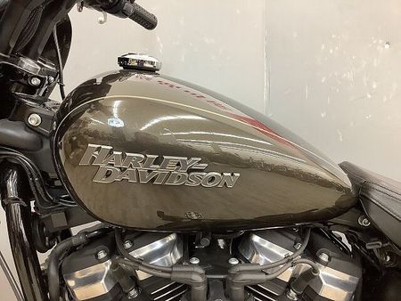 ハーレーダビッドソン FXBB SOFTAIL STREETBOB FXBB1750 ストリートボブ 純正オプションシート・グリップ・ステップペグ装備!! 33