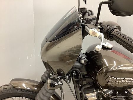 ハーレーダビッドソン FXBB SOFTAIL STREETBOB FXBB1750 ストリートボブ 純正オプションシート・グリップ・ステップペグ装備!! 37