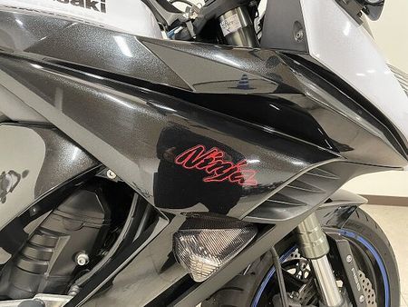 カワサキ ニンジャ 1000 (Z1000SX) 【マル得】NINJA 1000 2012年モデル ヨシムラマフラー/リアボックス/エンジン 15