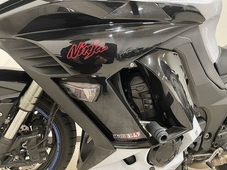 カワサキ ニンジャ 1000 (Z1000SX) 【マル得】NINJA 1000 2012年モデル ヨシムラマフラー/リアボックス/エンジン 26
