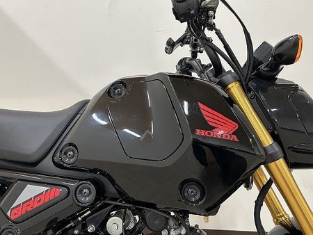 ホンダ グロム 【7月限定価格】【マル得】GROM 2023年モデル 5速トランスミッション ノーマル 14