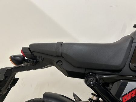 ホンダ グロム 【7月限定価格】【マル得】GROM 2023年モデル 5速トランスミッション ノーマル 17