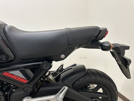 ホンダ グロム 【7月限定価格】【マル得】GROM 2023年モデル 5速トランスミッション ノーマル 37