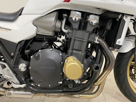 ホンダ CB1300スーパーボルドール CB1300 SUPER BOL D'OR 2012年モデル 21