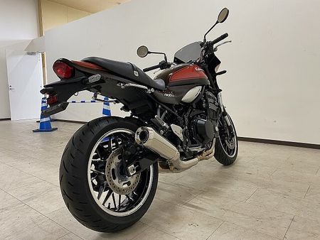 カワサキ Z900RS 【7月限定価格】【マル得】Z900RS 2018年モデル ビキニカウル装備 !! 3