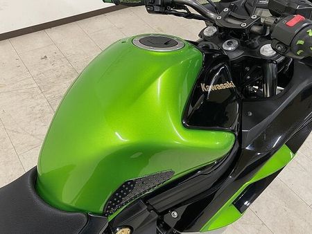 カワサキ ニンジャ 400 【7月限定価格】【マル得】 Ninja 400 2014年モデル スクリーン/フェンダーレ 21