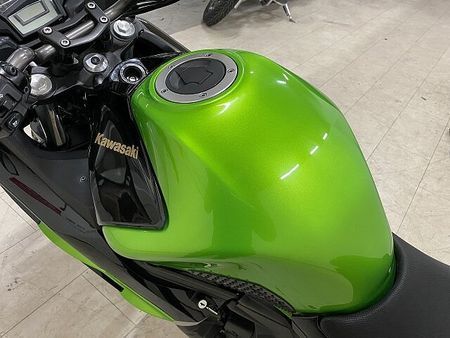 カワサキ ニンジャ 400 【7月限定価格】【マル得】 Ninja 400 2014年モデル スクリーン/フェンダーレ 22