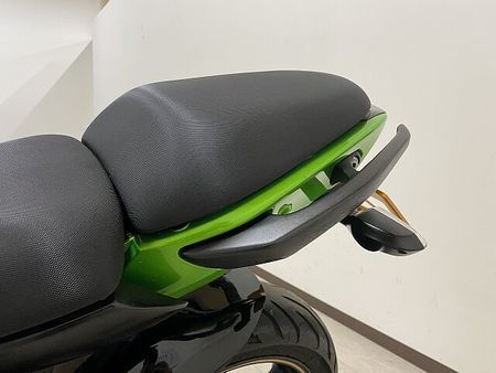 カワサキ ニンジャ 400 【7月限定価格】【マル得】 Ninja 400 2014年モデル スクリーン/フェンダーレ 24