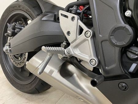 ホンダ CBR650R 【マル得】CBR650R 2023年モデル フェンダーレス!! 32