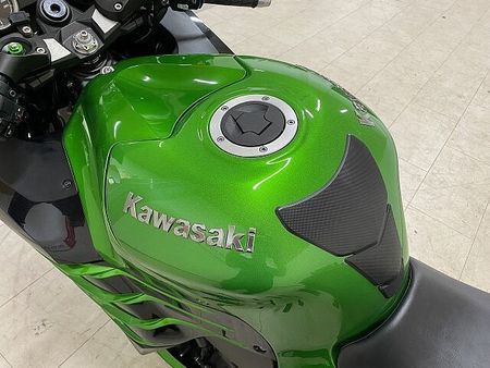 カワサキ ZX-14R Ninja ZX-14R 2015年モデル ワイバンフルエキMF/リアキャリア装備 20