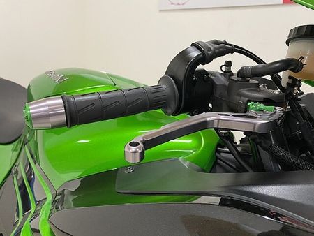 カワサキ ZX-14R Ninja ZX-14R 2015年モデル ワイバンフルエキMF/リアキャリア装備 28