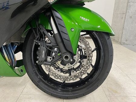 カワサキ ZX-14R Ninja ZX-14R 2015年モデル ワイバンフルエキMF/リアキャリア装備 32