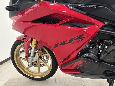 ホンダ CBR250RR (MC51) 【マル得】CBR250RR 2020年モデル アクラポビッチ製サイレンサー装備 25