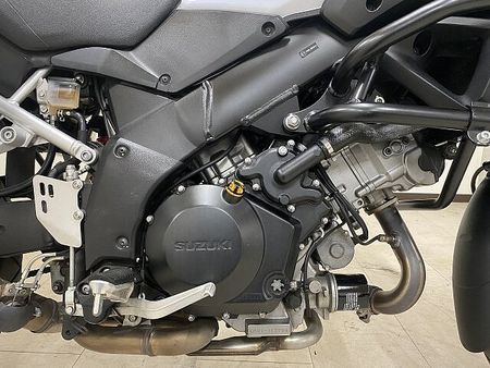 スズキ Vストローム1000 【マル得】V-Strom 1000 2014年モデル GIVI製パニア/リアボックス装備 33