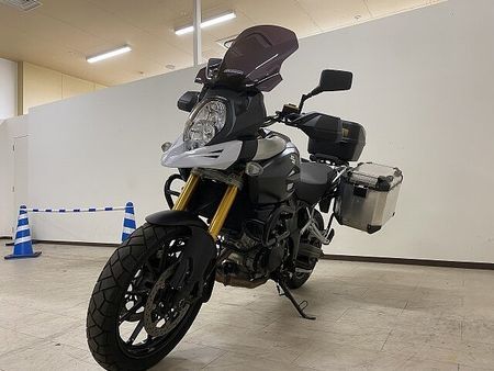 スズキ Vストローム1000 【マル得】V-Strom 1000 2014年モデル GIVI製パニア/リアボックス装備 4
