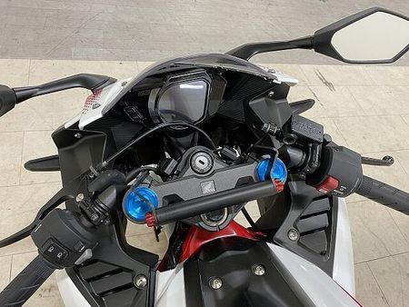 ホンダ CBR250RR (MC51) 【マル得】CBR250RR 2020年モデル マルチバー/スマホホルダー/USB装備 11
