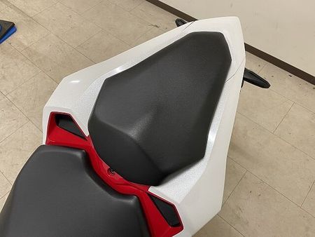 ホンダ CBR250RR (MC51) 【マル得】CBR250RR 2020年モデル マルチバー/スマホホルダー/USB装備 27