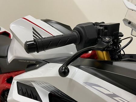 ホンダ CBR250RR (MC51) 【マル得】CBR250RR 2020年モデル マルチバー/スマホホルダー/USB装備 32