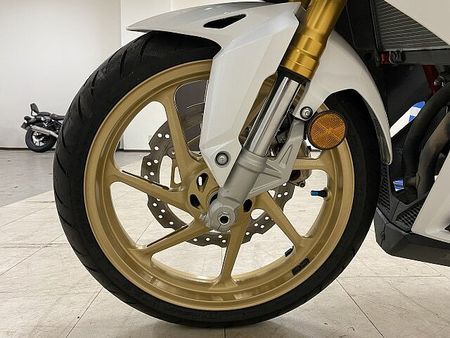 ホンダ CBR250RR (MC51) 【マル得】CBR250RR 2020年モデル マルチバー/スマホホルダー/USB装備 40