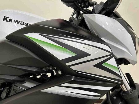 カワサキ Z250 【マル得】Z250 2014年モデル フェンダーレス 13