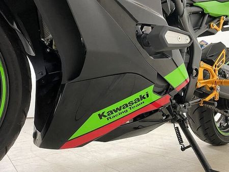 カワサキ ZX-25R Ninja ZX-25R SE 2021年モデル BEETフルエキMF/BabyFaceバ 21