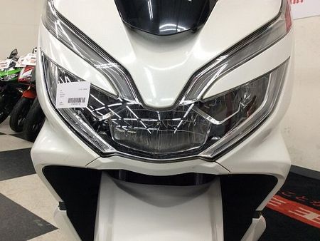 ホンダ PCX150 【マル得】PCX150【スマートキー・フェンダーレス仕様・リアタイヤ新品交換】!! 18