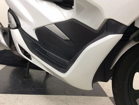ホンダ PCX150 【マル得】PCX150【スマートキー・フェンダーレス仕様・リアタイヤ新品交換】!! 25