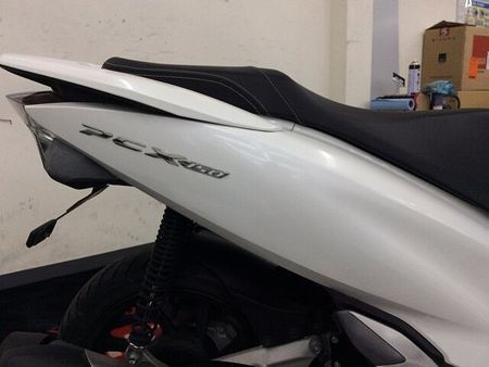 ホンダ PCX150 【マル得】PCX150【スマートキー・フェンダーレス仕様・リアタイヤ新品交換】!! 31