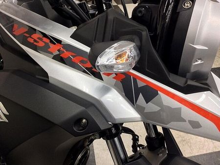 スズキ Vストローム250 Vストローム250【足つきも良く低速でも力強い☆】!! 37