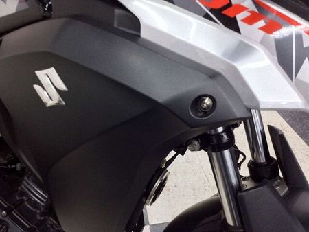 スズキ Vストローム250 Vストローム250【足つきも良く低速でも力強い☆】!! 38