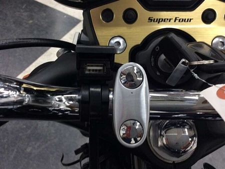ホンダ CB400スーパーフォア CB400SF-4【VTECエンジン・4気筒ネイキッド?・USB1口】!! 38