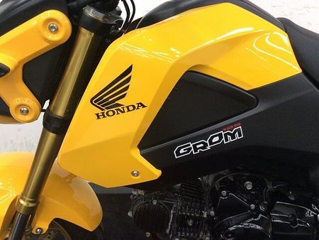 ホンダ グロム グロム【ハンドルブレース・フォグランプ・リアキャリア】!! 24