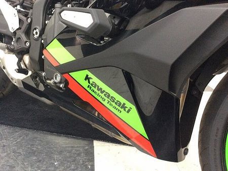 カワサキ ZX-25R Ninja ZX-25R SE【フルカウル4気筒・クイックシフター・走行5,000?未満】 26