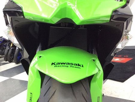 カワサキ ZX-25R NINJA ZX-25R SE【フルカウル4気筒・クイックシフター・USB電源】 18