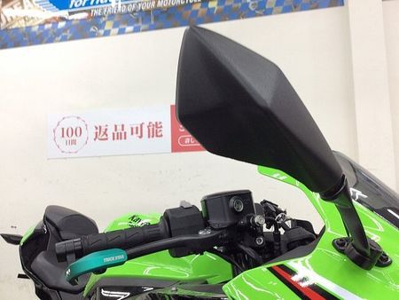 カワサキ ZX-25R NINJA ZX-25R SE【フルカウル4気筒・クイックシフター・USB電源】 19