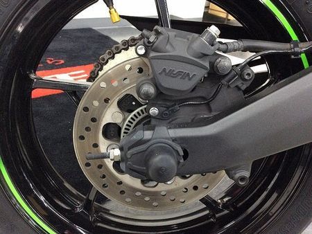 カワサキ ZX-25R NINJA ZX-25R SE【フルカウル4気筒・クイックシフター・USB電源】 30