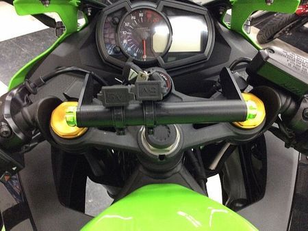 カワサキ ZX-25R NINJA ZX-25R SE【フルカウル4気筒・クイックシフター・USB電源】 33