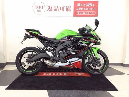 カワサキ ZX-25R NINJA ZX-25R SE【フルカウル4気筒・クイックシフター・USB電源】 8