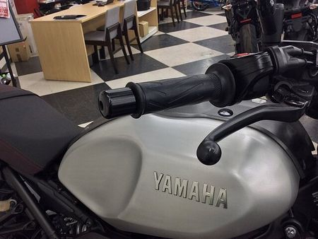 ヤマハ XSR900 XSR900【トラクションコントロール・スリッパークラッチ装備】 33