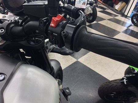 ヤマハ XSR900 XSR900【トラクションコントロール・スリッパークラッチ装備】 35