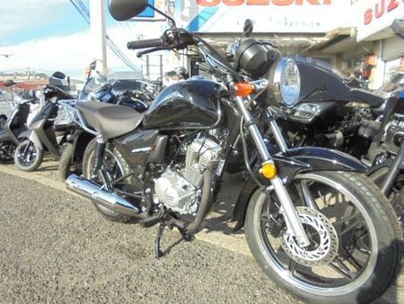 ホンダ CBF125 リアキャリア標準装備 2