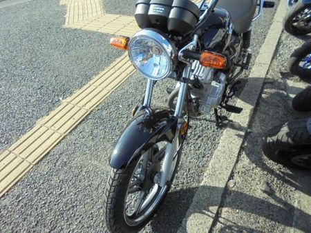 ホンダ CBF125 リアキャリア標準装備 6